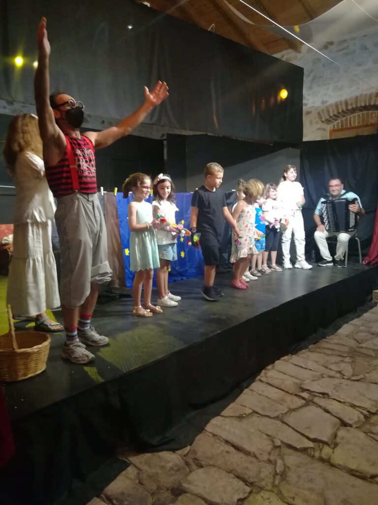 294932052 5451385811594949 1313747267197233089 N